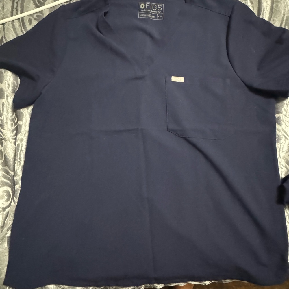 Figs Deep Blue Short Sleeve Scrub NWT unworn